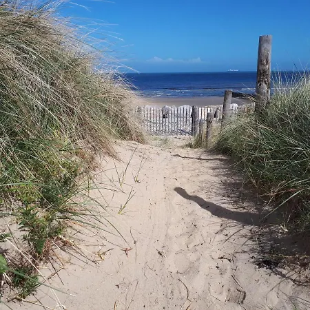 Hébergement de vacances Les Pieds Dans L'eau Maison Front De Pleine De Charme Cap Blanc Nez Côte D'opale