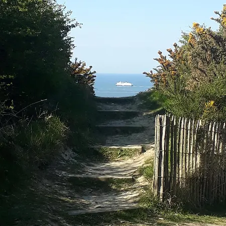 Les Terrasses Maison Front De Les Pieds Dans L'eau Pleine De Charme Cap Blanc Nez Côte D'opale Sangatte
